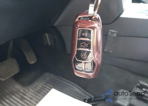 2016 Ford Explorer Sport z USA, uszkodzony, nr VIN 1FM5K8GT3GGD21204